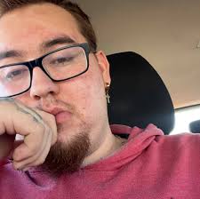 How many catalytic converters does a 2005 Acura rl have?