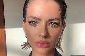 En medio de rumores de embarazo, la China Suárez se mostró en bikini