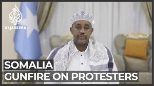 Sama tv & barnaamijka dhacdooyinka somali iyo minnesota oo loogu falanqeynayo abaaraha somalia iyo shir. Rival Groups Clash In Somali Capital Over President S Mandate Youtube
