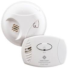 Some of our carbon monoxide alarms have lights to indicate if the alarm is in early warning or full alarm. First Alert Smoke And Carbon Monoxide Detector Combo Pack Reviews Wayfair
