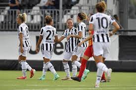 Il costo del servizio varia in base al piano tariffario sottoscritto con il proprio operatore telefonico e non prevede alcun costo aggiuntivo. Three Things We Learned From Juventus Women S First Friendly Of The Summer Black White Read All Over
