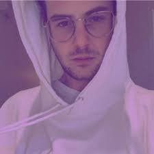 Steve Naraine's Instagram, Twitter & Facebook