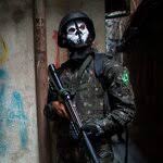 No queremos ni imaginar lo que estarán pasando este periodista y su mujer en kabul, sus miedos y preocupaciones, sobre todo pensando en su hija los gobiernos occidentales son igual de criminales que esos taliban. Nlt67zrmnzbo4m