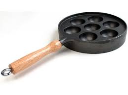 Mold for cookies, muffins etc. China 7 Hole Round Cast Iron Muffin Baking Pan China Bakeware And Cake Mould Price