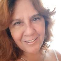 20+ "Julia Hefner" profiles