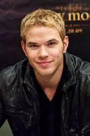 Obsessive Kellan Lutz Disorder