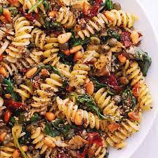 Fusilli With Spinach Artichokes Sun Dried Tomatoes Julia S Album In 2021 Yummy Pasta Recipes Pasta Dinner Recipes Tasty Pasta