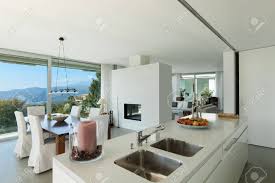 We did not find results for: Interieur D Une Maison Moderne Belle Salle A Manger Et Cuisine Banque D Images Et Photos Libres De Droits Image 52266934