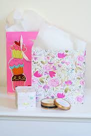 These gifts will make your best friend feel like you're not so far away, even if you facetime everyday. Best Birthday Gift For A Long Distance Friend Oh What A Sight To See