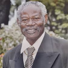 Noreen Davis's Instagram, Twitter & Facebook