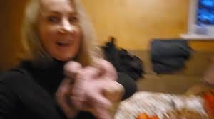 Ankščiau galvojau, jog magiją ir gydančius stebuklus gali sukurti tik toli  toli nuo manęs, aukštai kalnuose gyvenantis šimtametis šamanas, kurio man  niekada nesutikt. , Ir tik užaugus supratau, kad ...