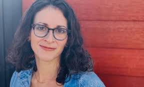 Meet Nzinga Moore: Actor and CEO & Founder of "Empowered to Act"