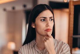 Marie Bach Hansen øver sig i at bede om hjælp