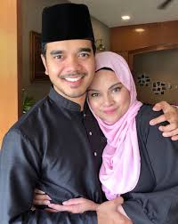 Alif and his wife sha dila welcomes their third child, a boy named muhammad 'ali, exactly on what would have been alif's 29th birthday on september 19, 2019.21. Alahai Big Sister Will Always Be Bossy But Hati Penuh Sayang Netizen Berita Kopak Cc