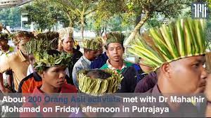 Their land was not gazetted thus outsiders are allowed to come in and clear and burn their fields. Gua Musang Orang Asli Meet With Dr Mahathir Youtube