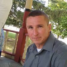 Contractor for soffit and fascia replacement in Lakeville?