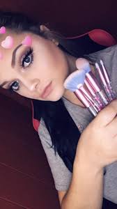 Supper happy ab my brushes ❤️😍🤞🏼