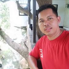 Daisy Razo's Instagram, Twitter & Facebook