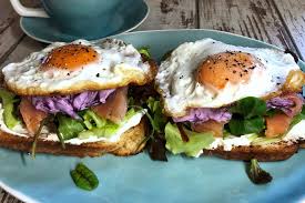 But i like my cold smoked salmon sautéed! Smoked Salmon Breakfast Sandwich Klub Zdravih Navika