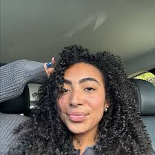 Tess Armstrong (@tess_armstrongg) • Instagram photos and videos