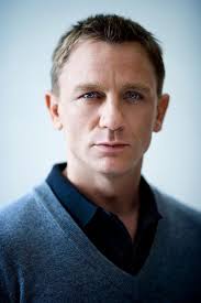 Daniel Craig Bond Haircut Pictures In Casino Royale Skyfall Quantum Of Solace Daniel Craig Daniel Craig Bond Daniel Craig James Bond