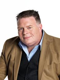 Treasure Detectives': Mixing Business With Treasure