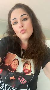 Danielle✨Grow✨Host (@danielleroberts3055)