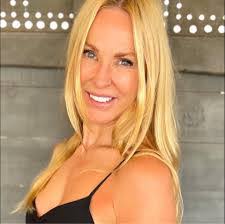 Tracey Richards's Instagram, Twitter & Facebook