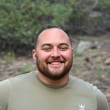 Adam Viet's Instagram, Twitter & Facebook