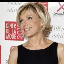 When and where evelyne dhéliat was born? Evelyne Dheliat Coiffure Choppy Hair Half Shaved Hair Thick Hair Styles