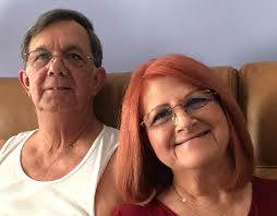 Probably the final hummingbird for a little while so enjoy this lovely  Sparkling Violetear in all its glory. I've enjoyed showing you some of  nature's colours and my interpretation of them, next