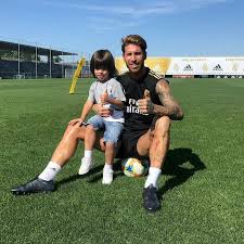 Sergio Ramous With His Daughter Real Madrid Sergio Ramos Madrid