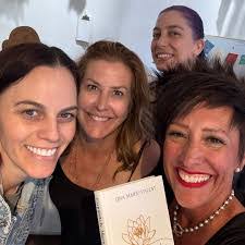 Gina Vincent's Instagram, Twitter & Facebook