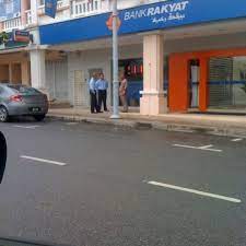 Bri is owned by the indonesian government as the majority shareholder. Bank Rakyat 22 24 Jalan Diplomatik 3 1