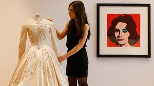 Maybe you would like to learn more about one of these? Hochzeitskleid Von Elizabeth Taylor Versteigert