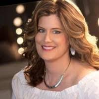 Kimberly Carr's Instagram, Twitter & Facebook