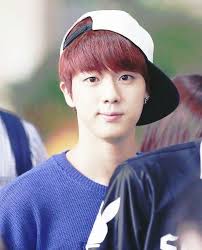 Jin S Hands Appreciation Idols With Medical Conditions Appreciation Awareness K Pop Amino Worldwide Handsome Bts Jin Seokjin