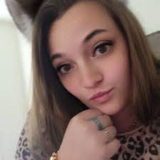 This is a sweet Halloween costume!