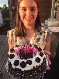 What a perfect way to close out wedding season with a woodsy mountain  themed strawberry shortcake cake