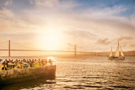 De mooiste bezienswaardigheden in portugal. Lissabon Tipps Fur Den Perfekten Urlaub Geo
