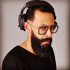 Stream Aamer Hassan music