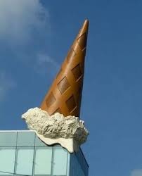 Claes Oldenburg Sculptor Art Pop Claes Oldenburg Lovers Art Pop Art