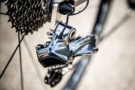 How do you change the gears on a bike? Rent A Road Bike With Mechanical Or Electronic Shifting Allure Bike Rental