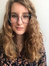 Amanda Czapla's Instagram, Twitter & Facebook