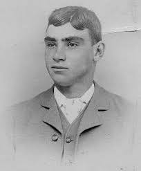 Ingrid Crouse's Instagram, Twitter & Facebook