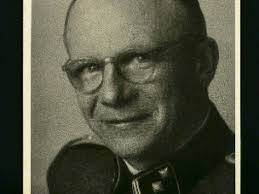 Auf den Spuren eines Kriegsverbrechers