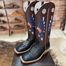 Botas costuradas a mão reforçadas para montarias 🐂 #sinatrabotas  #botamontaria #festadopeao #rodeio #montarias #montariasemtouros #sertanejo  #agro