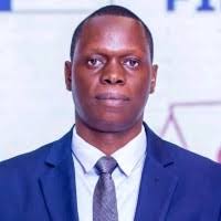 Damian Edward's Instagram, Twitter & Facebook