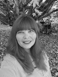 Sonya Schneider's Instagram, Twitter & Facebook