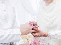 Dari sekian banyak gambar dan meme lucu yang bertebaran di internet, kami kumpulan beberapa gambar gambar lucu terbaru yang konyol dan gokil, dijamin bikin kamu ngakak sampe puas. Lelaki Ini Kongsi 7 Rahsia Cari Jodoh Dari Kaca Mata Pengalaman Sendiri Pesona Pengantin
